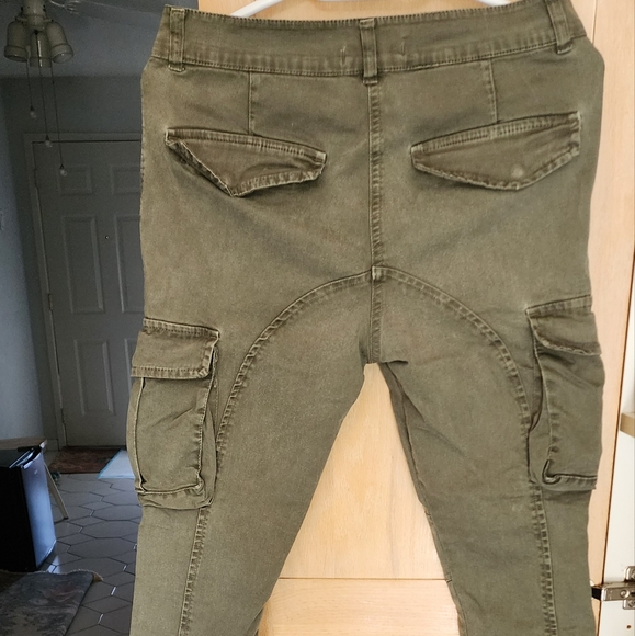 Cargo pants - Picture 3 of 8